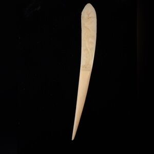 Vintage Faux Ivory Carved Dragon Motif Hairpin